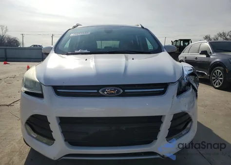 2014 Ford Escape Titanium z USA, uszkodzony, nr VIN 1FMCU0JX8EUD65003